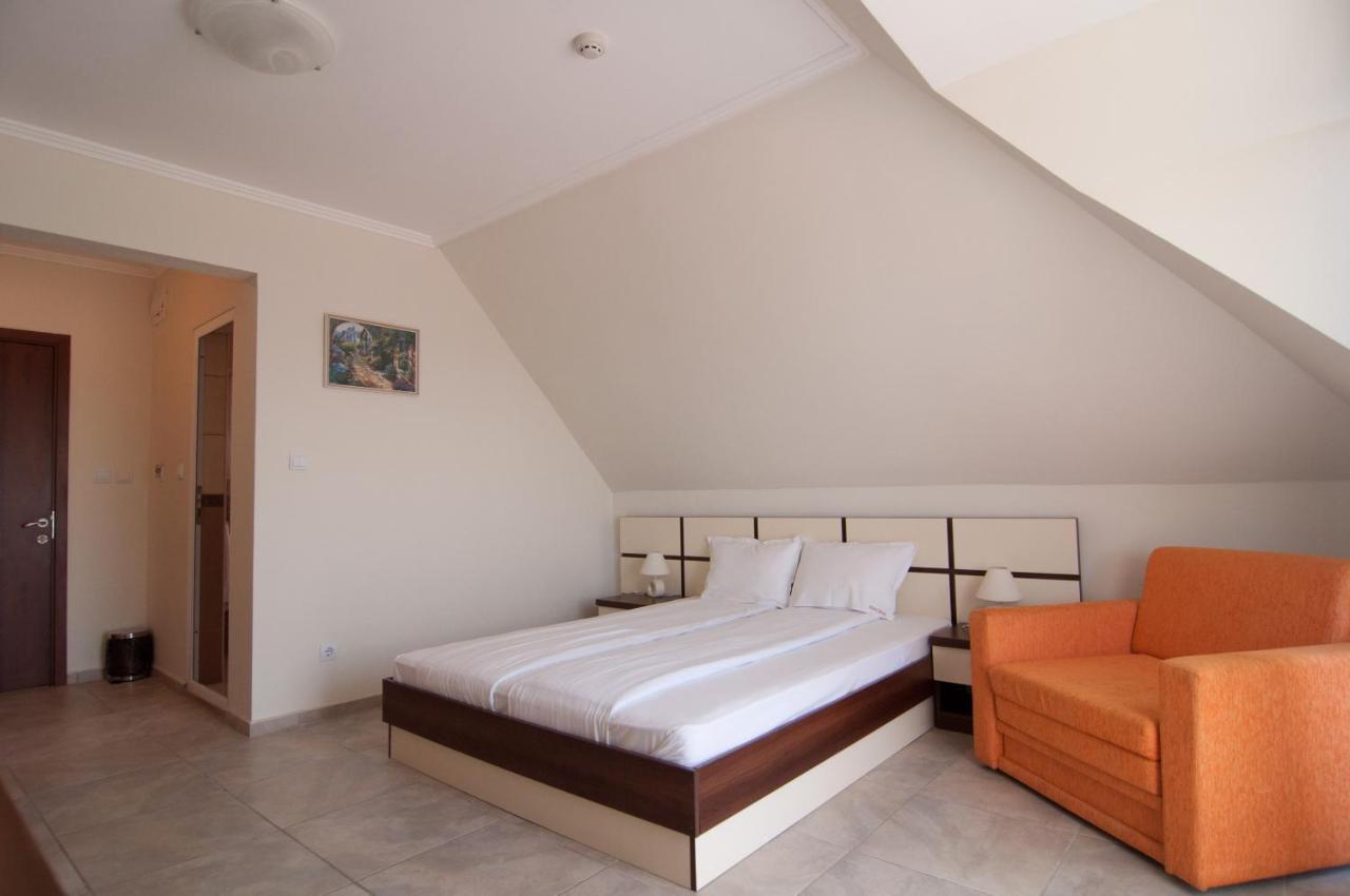 Guest House Hiora Ахтопол Екстер'єр фото