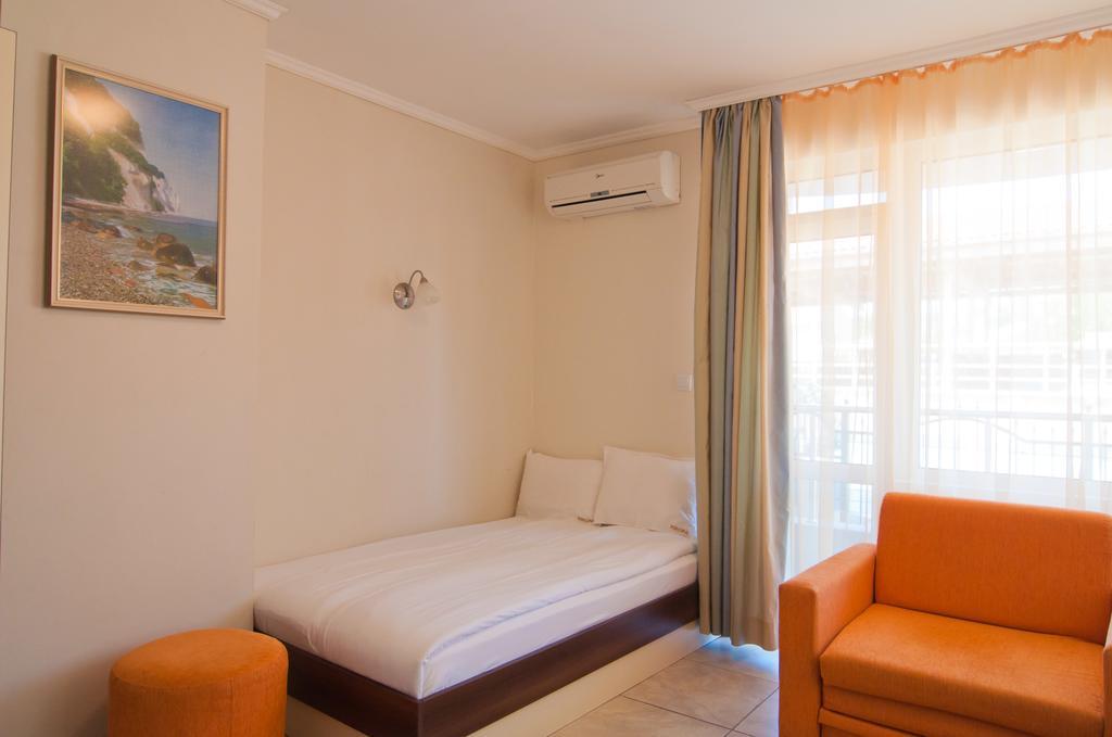 Guest House Hiora Ахтопол Екстер'єр фото