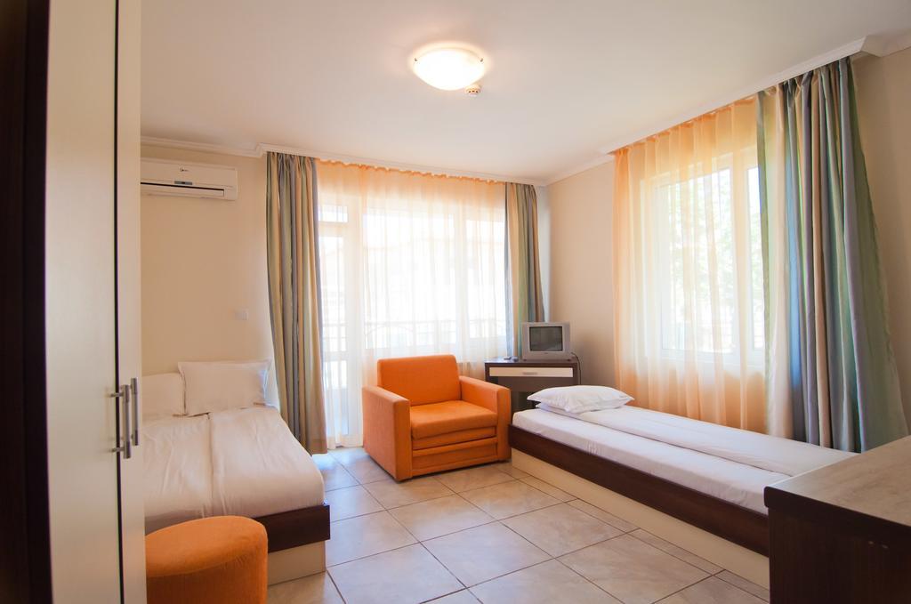 Guest House Hiora Ахтопол Екстер'єр фото