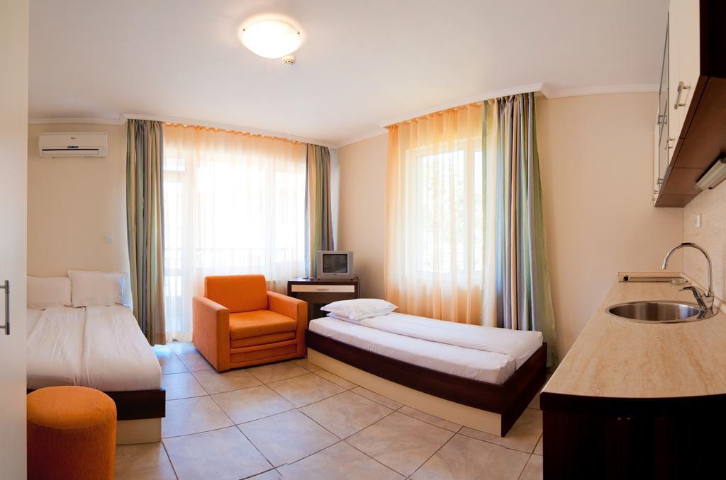 Guest House Hiora Ахтопол Екстер'єр фото