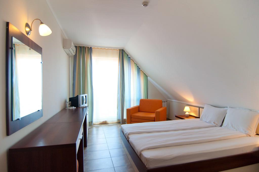 Guest House Hiora Ахтопол Екстер'єр фото