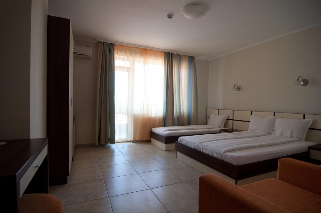 Guest House Hiora Ахтопол Екстер'єр фото