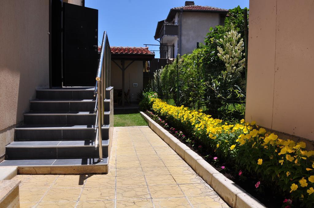 Guest House Hiora Ахтопол Екстер'єр фото